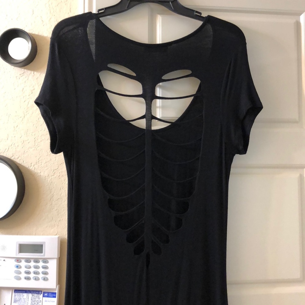 BLACK DRESS - Picture 2 of 4